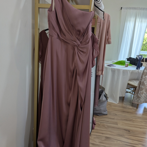 Azazie Brooke One Shoulder Dress - Picture 5 of 6